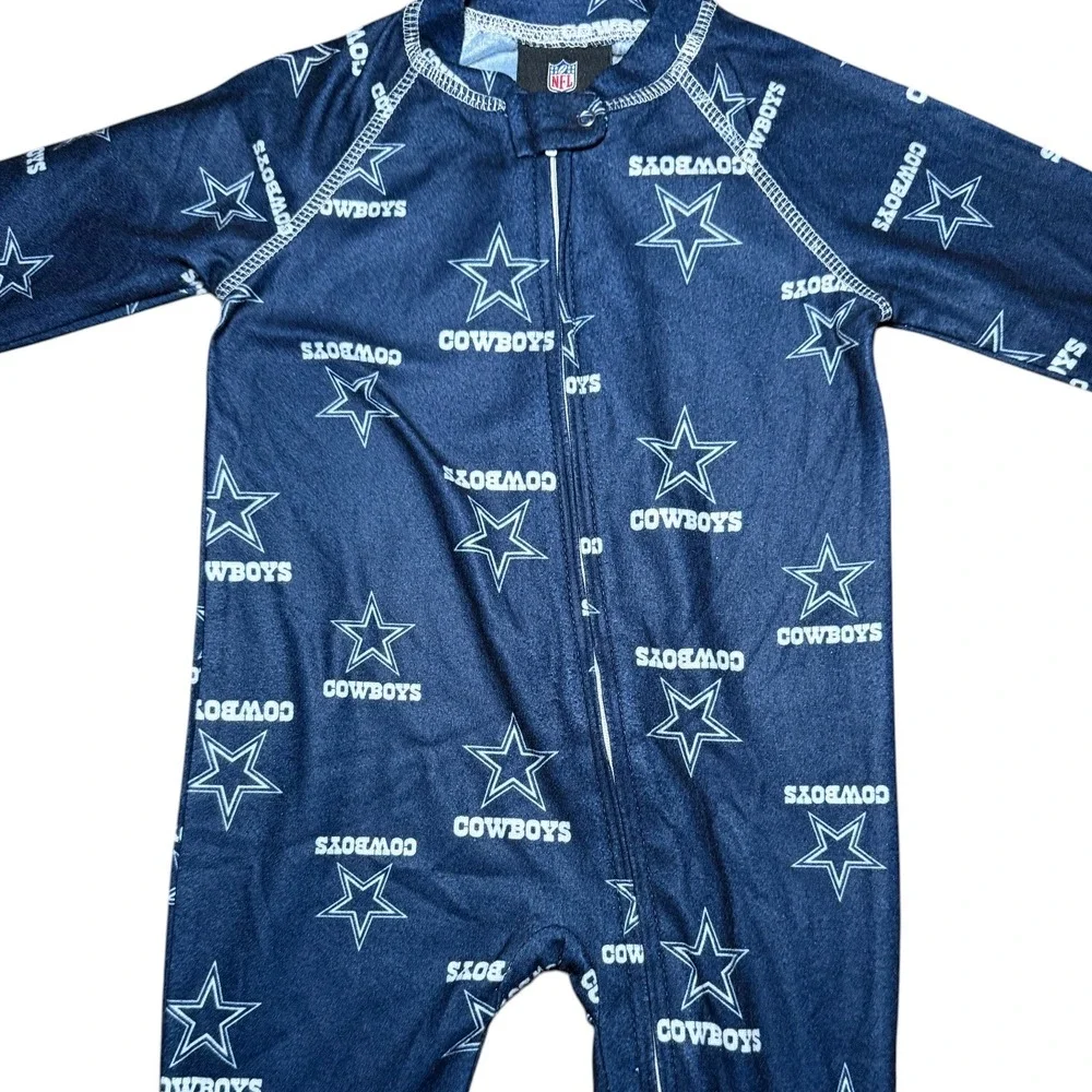 NFL Team Apparel Dallas Cowboys Footed Sleeper Baby 6-9M Navy Zip Pajamas